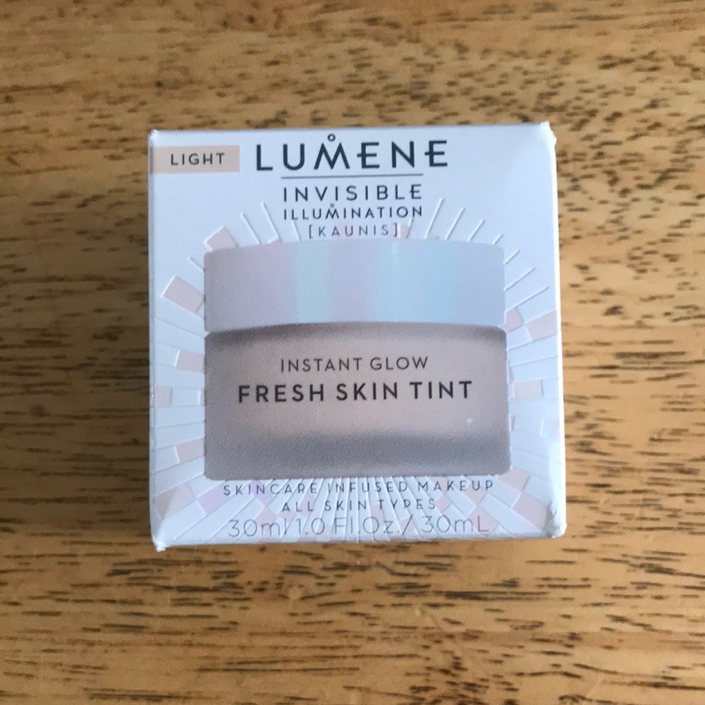 Lumene Invisible Illumination NEW